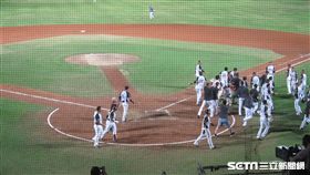 郭阜林再見全壘打。（圖／記者蕭保祥攝影）