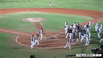 郭阜林再見3分彈　統一搶挑戰賽首勝