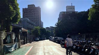 輕颱玉兔形成！今秋老虎來了溫差十度