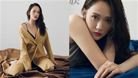 陳喬恩開腿外套滑落！露黑肩帶 酥胸彈出惹遐想(圖/微博)
