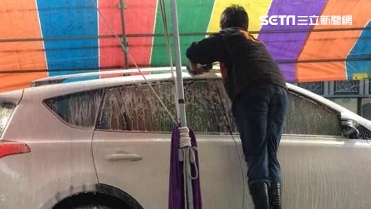 老翁洗車養3遲緩兒　他竟嗆強制撲殺