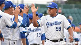 富邦悍將陳連宏總教練。（圖／記者王怡翔攝影）