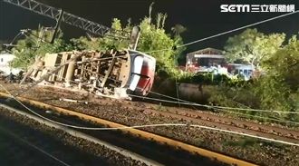 台鐵雙線不通　羅東、永樂派客運接駁