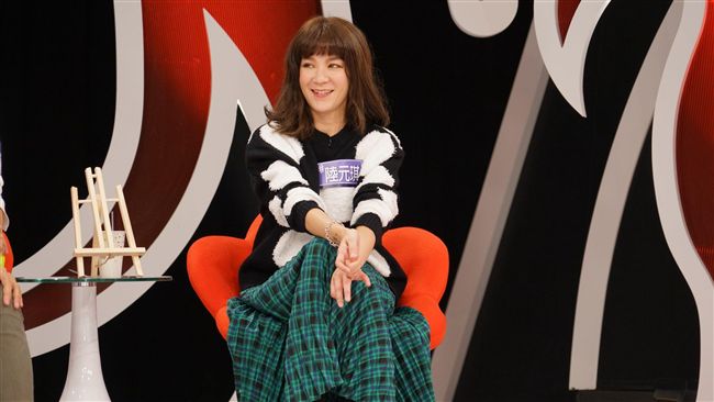 陸元琪上工避談袁惟仁！僅擠4字苦笑