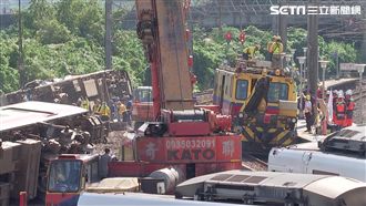 電線水泥桿全斷　台鐵拚3天雙線通車