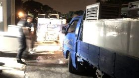 活動冰櫃漏夜運送／臉書爆廢公社