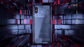 小米8 Pro 螢幕指紋版　翻攝FB
