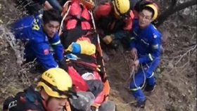 箭扣野長城,懸崖,中國,受傷
微博