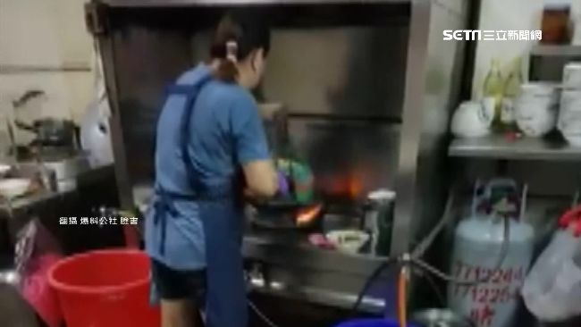 尼龍袋煮米粉很扯？他揭肉羹老店秘辛