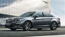 Subaru Legacy(圖/翻攝網路)