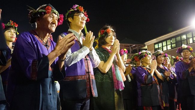 惦記傷亡者　陳其邁夜祭祈求台灣平安