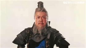 董至成連接兩部古裝戲。（圖／北京飛碟文化提供）