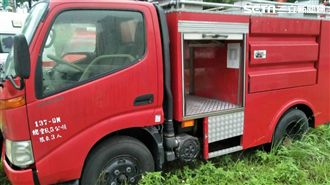 退休消防車用途超多　這些人都搶著標