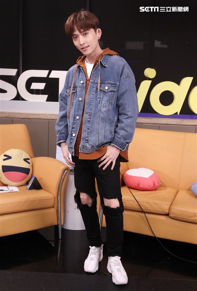 邱鋒澤安安大明星。（記者邱榮吉/攝影）