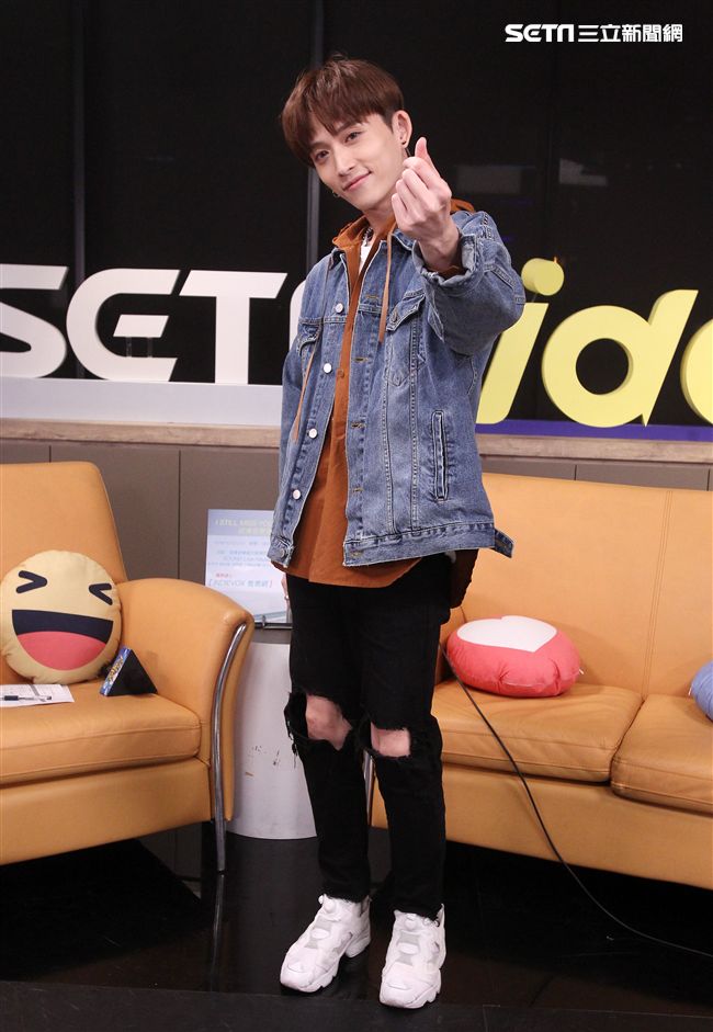 邱鋒澤安安大明星。（記者邱榮吉/攝影）