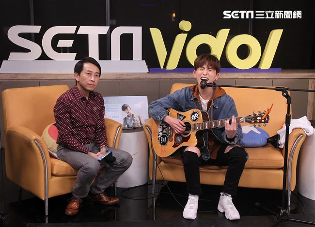 邱鋒澤安安大明星。（記者邱榮吉/攝影）