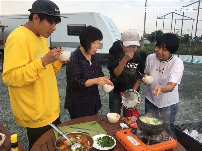 顏永烈入主《愛玩客》　首次嘗試下廚