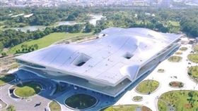 衛武營,天窗,走光（圖／翻攝自衛武營國家藝術文化中心 National Kaohsiung Center for the Arts - Weiwuying臉書）