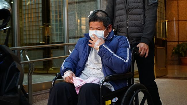 司機邊開邊維修！他驚這什麼勞動環境