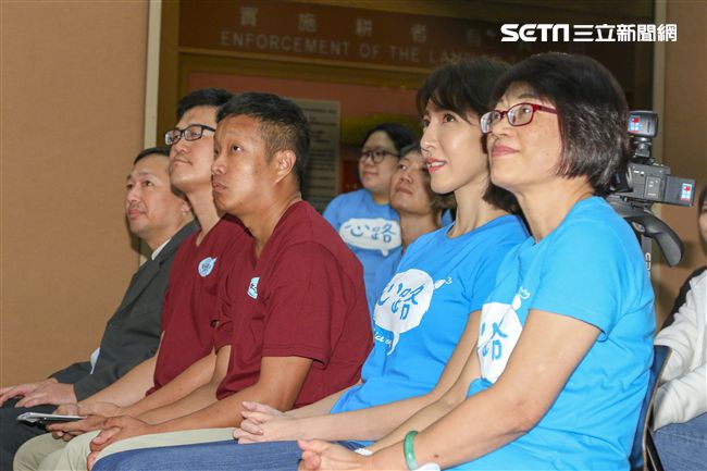 心路基金會歲末募款記者會與楊謹華。（記者林士傑/攝影）