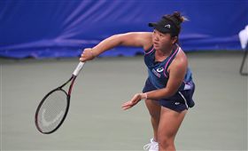 梁恩碩直落二拍倒對手摘首勝。（圖／翻攝自ITF官網）