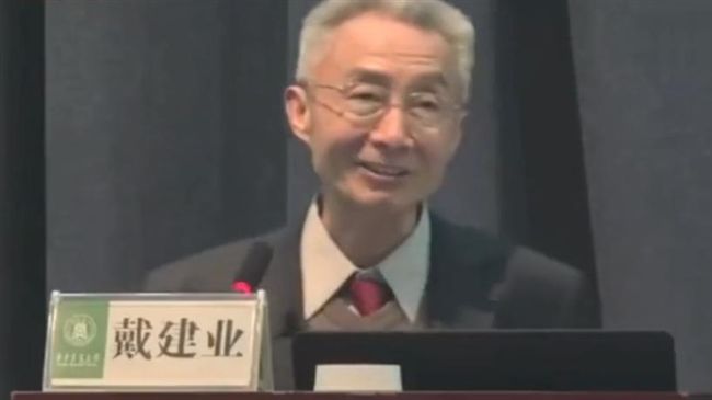語文老師這樣教詩詞　網友推爆求旁聽