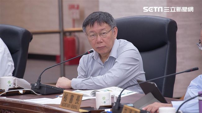 終於正面回應！柯簽下辯論同意書
