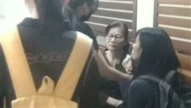 卑南國中老師張加穎今天告別式　張母崩潰：我的女兒走了！