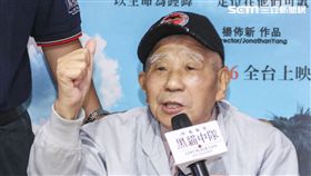 對於當年的犧牲奉獻被稱之為國家英雄，張立義謙卑認為沒什麼好特別說的。（圖／記者林士傑攝影）