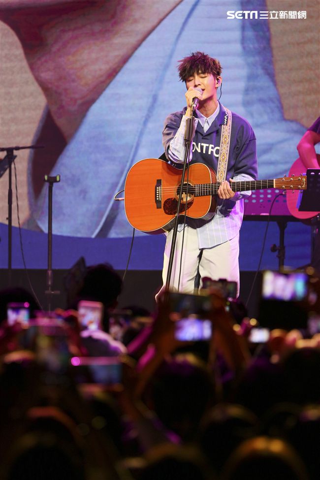 炎亞綸怪物唱遊趴台北場。（記者林士傑/攝影）