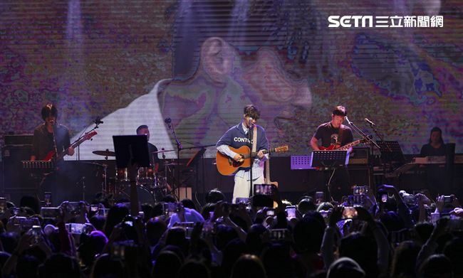 炎亞綸怪物唱遊趴台北場。（記者林士傑/攝影）