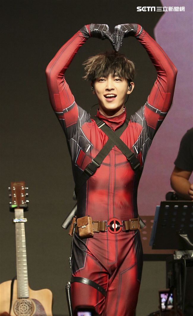 炎亞綸怪物唱遊趴台北場。（記者林士傑/攝影）