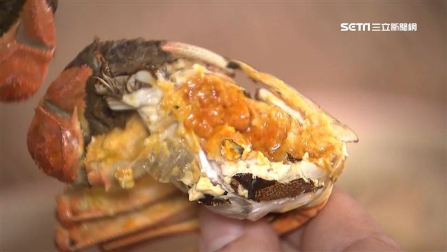 偽造產地、漂白混充！揭密大閘蟹黑市