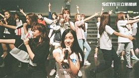 《BNK48:女孩別哭》真實紀錄片赤裸的揭開黑暗秘辛。（圖／高雄電影節） 