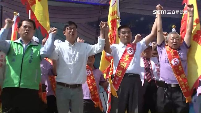 陳其邁週末狂趕場　替無黨籍議員站台