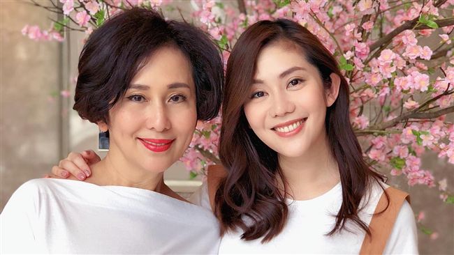 女星媽媽半夜被家爆　她裝睡當沒聽到