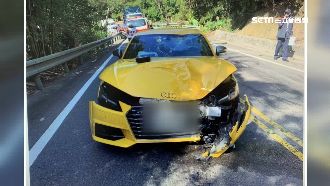 跑車山路對撞重機　騎士噴飛5米重傷