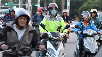 宜蘭低溫14.4度　玉兔環流明抵台