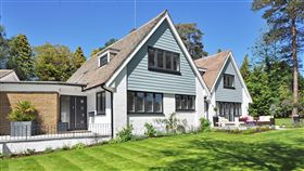 16:9
豪宅　別墅　小屋
圖／翻攝自pixabay
https://pixabay.com/photo-2826052/