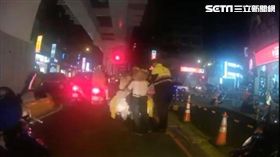 警察,助人,網友,中和,翻攝畫面