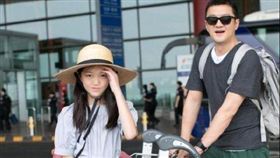 王菲、李亞鵬、李嫣/微博