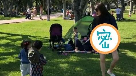 隋棠挺8月孕肚奔跑！超仙全身照曝光
