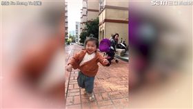 超萌燦笑融化網友的心。（圖／網友Jia Jheng Tu授權）