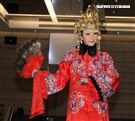 許維恩宣布喜事一身貴妃娘娘造型加盟新東家。（記者邱榮吉/攝影）