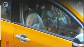 基隆,計程車,小黃,運將,司機,手淫,自慰