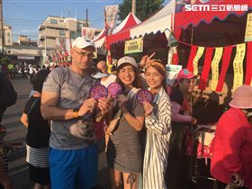 主持人和來賓參加客語闖關