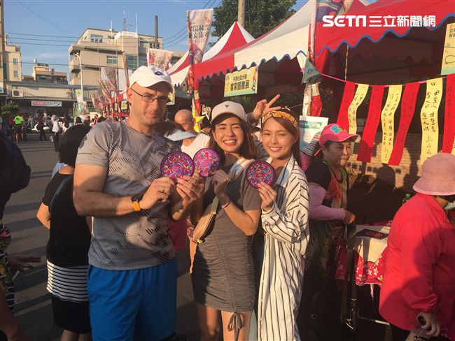 中秋雲林夜遊踩街　吳鳳驚見火龍現身