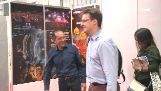 「我做比川普好」林義豐逗樂法國記者