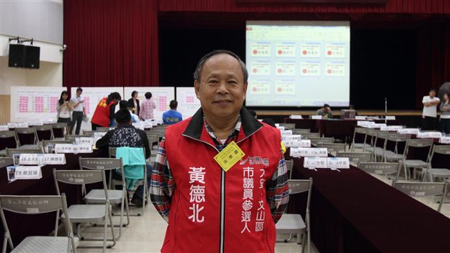 賴香伶李明彥都認識　他點出問題核心