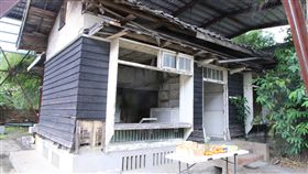 基隆要塞司令部校官眷舍啟動修復斥資新台幣2120萬元的基隆市市定古蹟「基隆要塞司令部校官眷舍」修復工程，31日由市長林右昌主持開工「鑿榫」儀式後正式啟動，預計民國109年2月完工。（基隆市政府提供）中央社記者王朝鈺傳真　107年10月31日